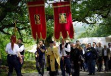 (ФОТО) У манастиру Рукумија одржан велики свесрпско-руско-белоруски Сабор