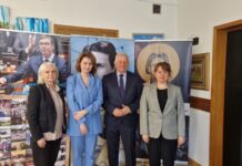 Амбасадор Бабић са представницима Факултета светске политике МГУ