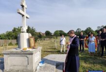 Парастос руским војницима умрлим 1915-1918. на Петроварадину