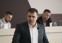 ЕКСКЛУЗИВНО: Коме помаже министар Хусеин Мемић да профитира на рачун ДЕЦЕ ОБОЛЕЛЕ ОД ДИЈАБЕТЕСА?