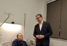 „МНОГО ЗАЈЕДНИЧKОГ ПОСЛА ЈЕ ПРЕД НАМА“ Вучић посетио Додика у болници, ево шта је поручио председнику РС који сутра иде на операцију (ФОТО)