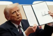 НАЈНОВИЈИ ТРАМПОВ ПОТЕЗ ОКРЕЋЕ СВЕТ НАГЛАВАЧКЕ – А СВЕ СЕ ТИЧЕ РУСИЈЕ