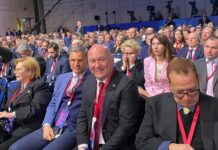 Ненад Поповић на Форуму технологија будућности, на ком је говорио Путин. Разговор са Мантуровим