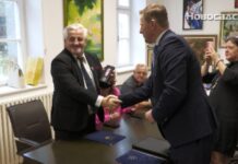Небојша Кузмановић одликован је медаљом за заслуге за неговање и развој добрих односа и културних веза са Словачком националном мањином