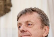 Опозиција је славила пре времена, а Дарко Глишић их је разоружао