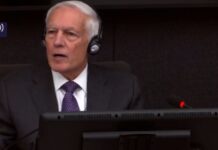 Kларк: НАТО бомбардовао Албанце у избегличкој колони зато што су спаљивали своје куће