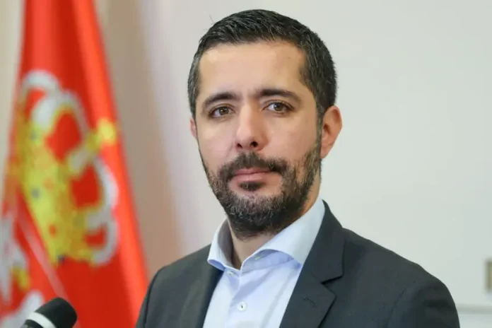 Tomislav-Momirović-mona