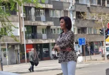 Тзв. „студентска листа“ без студената: пензионерка Јасмина Пауновић жељно се нада свом месту!