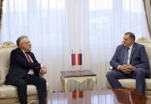 Калабухов разговарао са Додиком и уручио одликовање Будимиру. Додик: Радујем се победи Русије