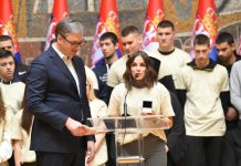 Вучић примио ученике Техничке школе „Никола Тесла“ из Вуковара