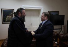 Кокановић и отац Јован Марјанац: Јача подршка српској заједници у Канади